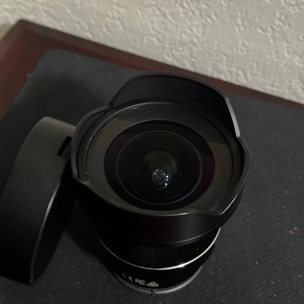 Rokinon AF 14MM F/2.8 FE E-Mount Lens With Cap no Box